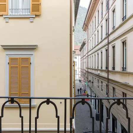 Duomo Luxury - House Of Travelers Como